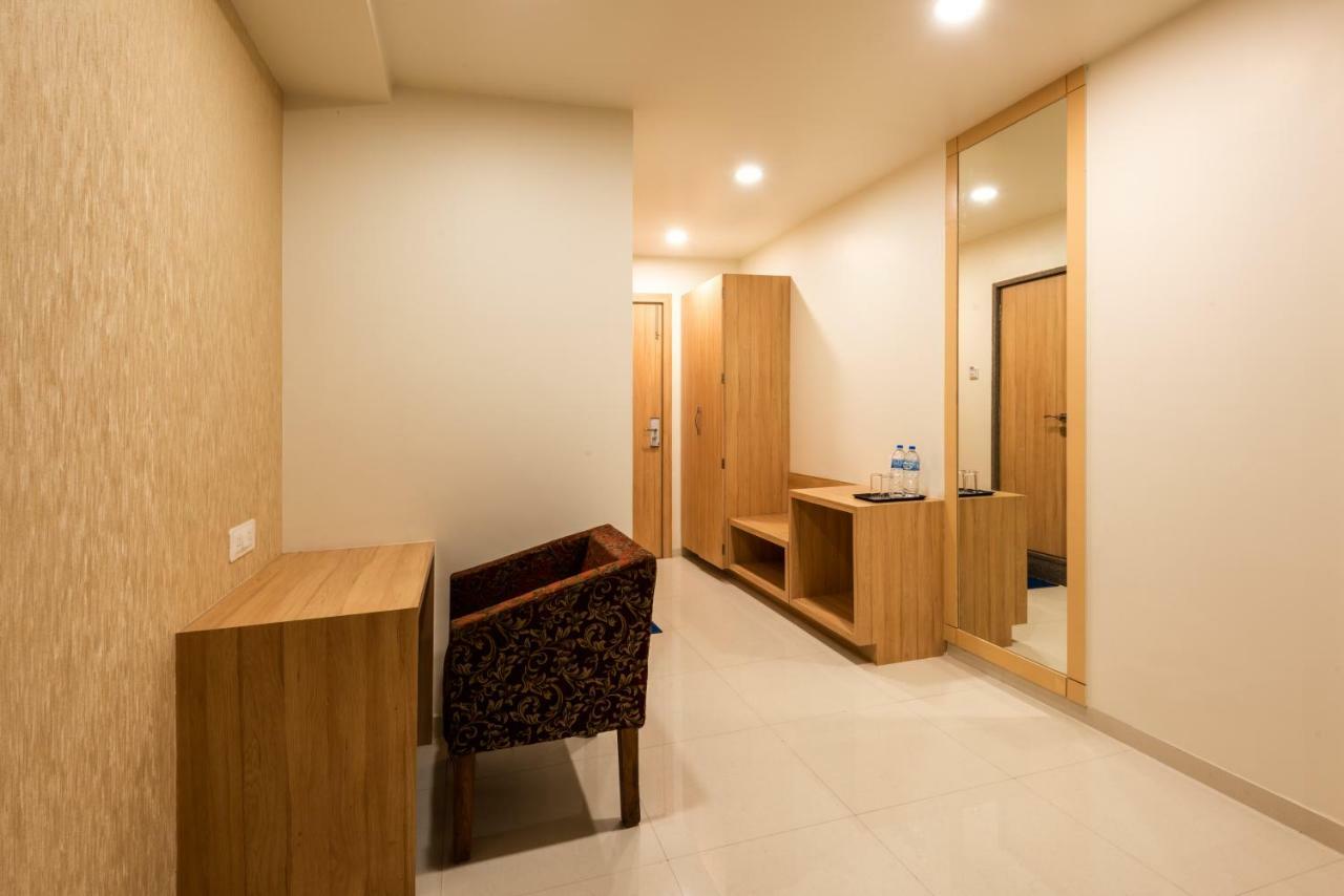 Hotel Drishti,Бхопал Екстер'єр фото